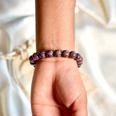Stichtite Round Bead Bracelet – 8mm
